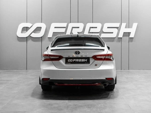 Седан Toyota Camry 2021 года, 2749000 рублей, Тюмень