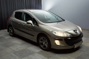 Хетчбэк Peugeot 308 2010 года, 349000 рублей, Красноярск