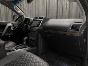 Внедорожник Toyota Land Cruiser Prado 2018 года, 5300000 рублей, Красноярск