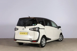 Минивэн Toyota Sienta 2020 года, 1889000 рублей, Новосибирск