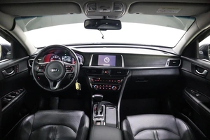 Седан Kia Optima 2018 года, 1660000 рублей, Брянск