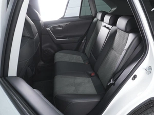 Внедорожник Toyota RAV4 2025 года, 4260000 рублей, Ростов-на-Дону