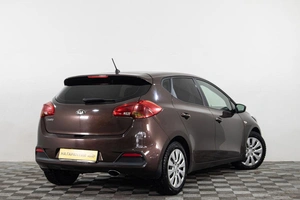 Хетчбэк Kia Ceed 2012 года, 1209000 рублей, Сургут