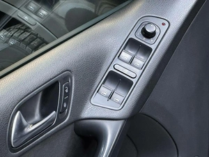 Внедорожник Volkswagen Tiguan 2013 года, 1347000 рублей, Красноярск