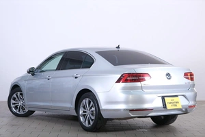 Седан Volkswagen Passat 2015 года, 1639000 рублей, Омск