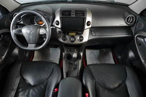 Внедорожник Toyota RAV4 2011 года, 1399000 рублей, Тюмень