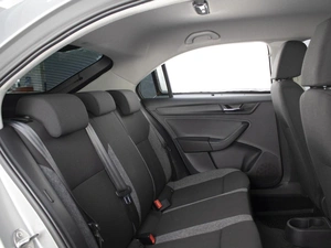 Лифтбек Skoda Rapid 2021 года, 1630000 рублей, Омск