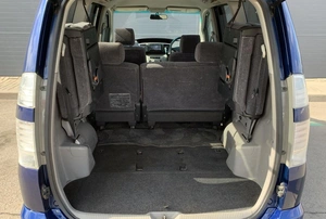 Минивэн Toyota Voxy 2001 года, 860000 рублей, Солонцы