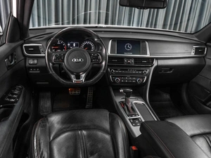 Седан Kia Optima 2016 года, 2059000 рублей, Тюмень