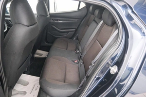 Хетчбэк Mazda 3 2021 года, 2069000 рублей, Красноярск