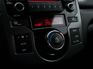 Купе Kia Cerato 2011 года, 870000 рублей, Волгоград