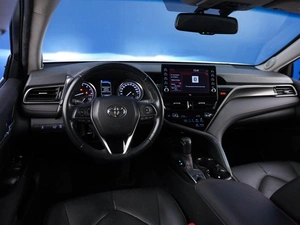Седан Toyota Camry 2021 года, 3199658 рублей, Москва