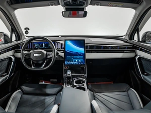 Внедорожник Geely Atlas 2023 года, 3200000 рублей, Красноярск