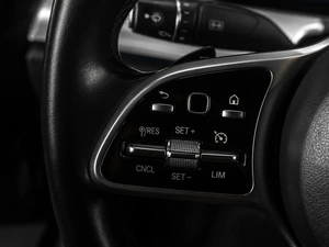 Седан Mercedes-benz E-класс 2019 года, 3199000 рублей, Тюмень