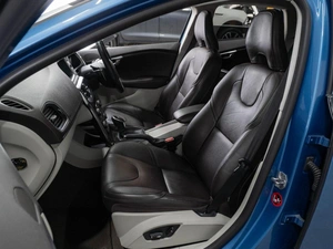 Хетчбэк Volvo V40 2015 года, 1279000 рублей, Тюмень