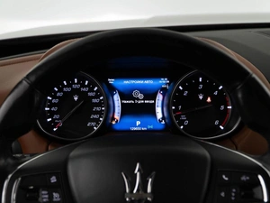 Внедорожник Maserati Levante 2016 года, 3897444 рублей, Москва