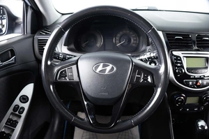 Хетчбэк Hyundai Solaris 2012 года, 839000 рублей, Пермь