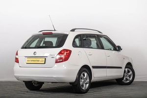 Хетчбэк Skoda Fabia 2011 года, 659000 рублей, Томск