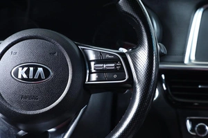 Седан Kia Optima 2019 года, 1959000 рублей, Новосибирск