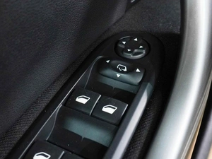 Хетчбэк Peugeot 308 2012 года, 670000 рублей, Воронеж