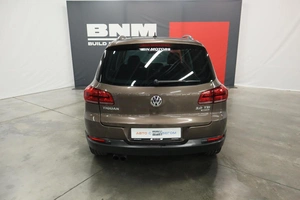 Внедорожник Volkswagen Tiguan 2015 года, 1795000 рублей, Курск
