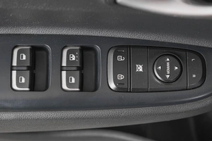 Хетчбэк Kia Rio X-Line 2019 года, 1449000 рублей, Кемерово