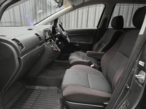 Минивэн Toyota Wish 2003 года, 725000 рублей, Красноярск