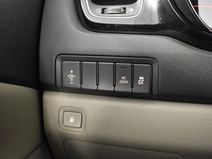 Минивэн Kia Carnival 2016 года, 2473100 рублей, Казань