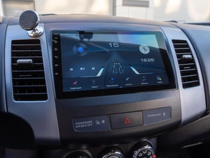 Внедорожник Mitsubishi Outlander 2011 года, 1199000 рублей, Саратов
