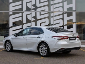 Седан Toyota Camry 2021 года, 3320000 рублей, Краснодар
