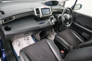 Минивэн Honda Freed 2015 года, 1289000 рублей, Красноярск