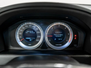 Внедорожник Volvo XC60 2012 года, 1000000 рублей, Красноярск