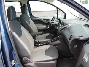 Минивэн Ford Tourneo Courier 2019 года, 1380000 рублей, Владимир