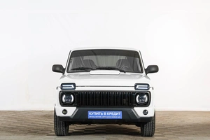Внедорожник ВАЗ (LADA) 4x4 (Нива) 2018 года, 699000 рублей, Тюмень
