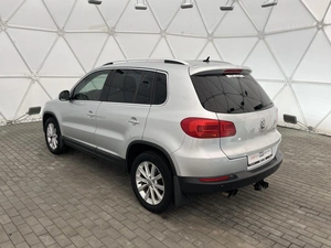 Внедорожник Volkswagen Tiguan 2012 года, 1300000 рублей, Клинцы