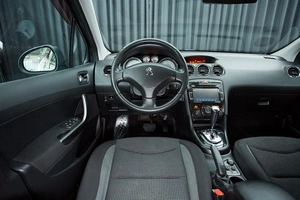 Седан Peugeot 408 2013 года, 749000 рублей, Красноярск