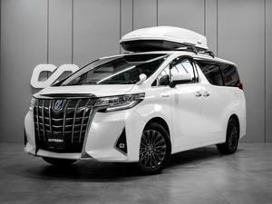 Минивэн Toyota Alphard 2018 года, 4200000 рублей, Тюмень