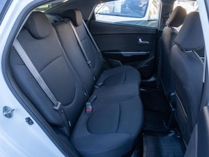 Седан Kia Rio 2016 года, 1209000 рублей, Саратов