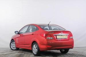 Седан Hyundai Solaris 2012 года, 899000 рублей, Кемерово