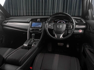 Хетчбэк Honda Civic 2018 года, 2199000 рублей, Тюмень