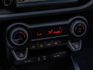Хетчбэк Kia Rio X-Line 2019 года, 1795000 рублей, Краснодар