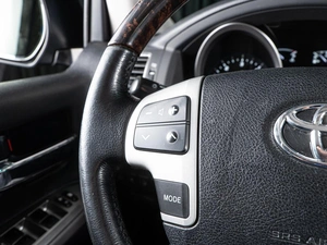 Внедорожник Toyota Land Cruiser 2012 года, 3890000 рублей, Волгоград