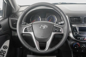 Седан Hyundai Solaris 2016 года, 899000 рублей, Кемерово