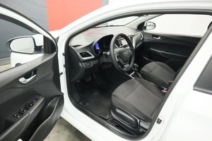 Седан Hyundai Solaris 2020 года, 1665000 рублей, Курск
