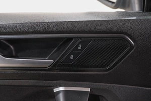 Внедорожник Volkswagen Tiguan 2018 года, 2689000 рублей, Новокузнецк