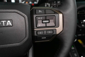 Внедорожник Toyota Land Cruiser Prado 2025 года, 10799000 рублей, Петрозаводск