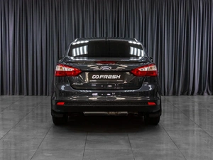 Седан Ford Focus 2012 года, 979000 рублей, Тюмень