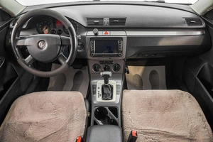 Седан Volkswagen Passat 2007 года, 689000 рублей, Барнаул