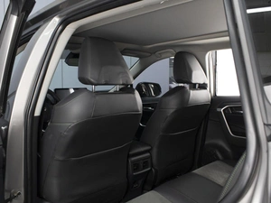 Внедорожник Toyota RAV4 2023 года, 3600000 рублей, Омск