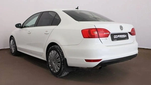 Седан Volkswagen Jetta 2013 года, 857000 рублей, Орёл